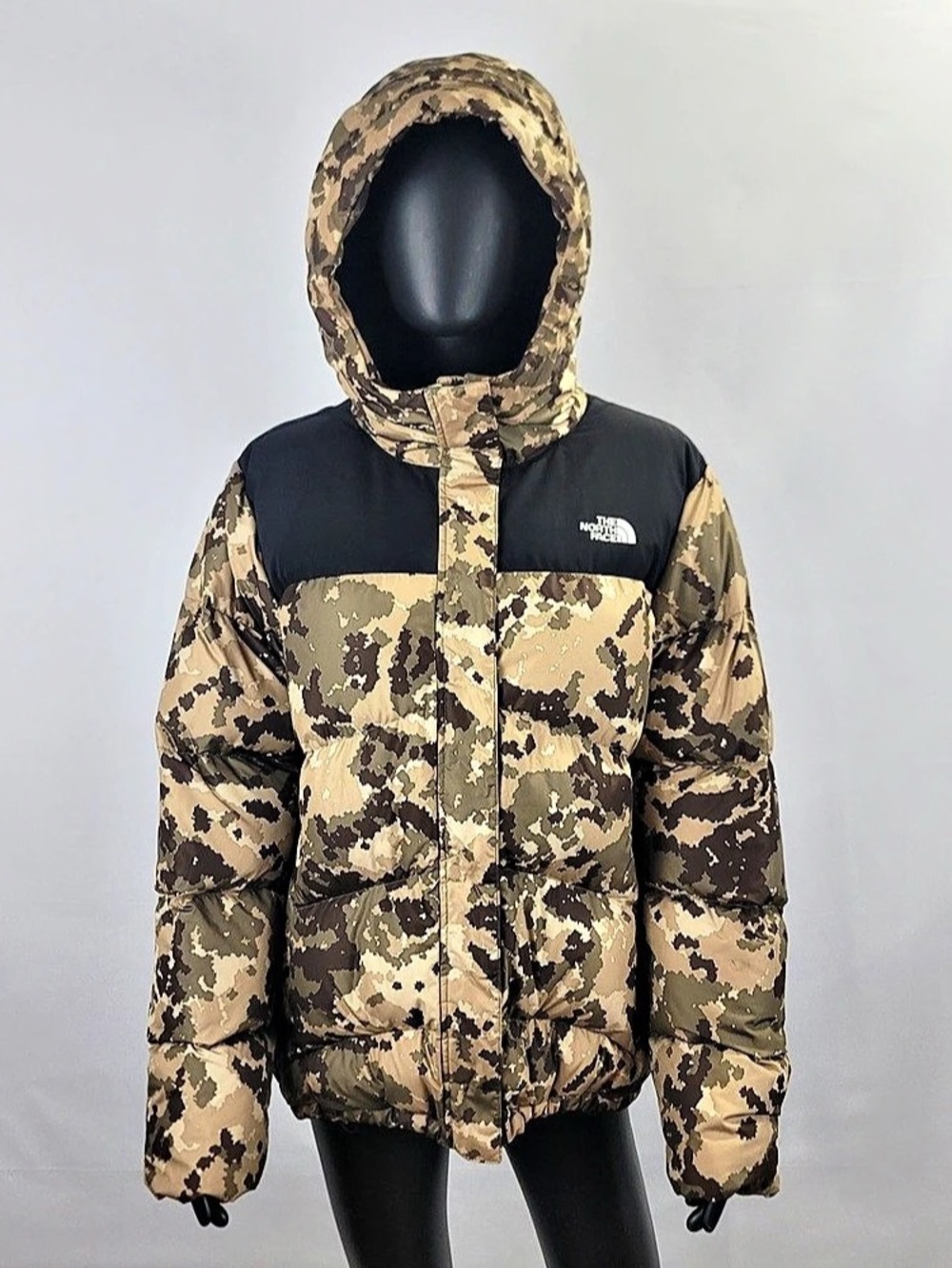 The North Face Women’s Camo Puffer Jacket in Brown & Black XL Limited Edition